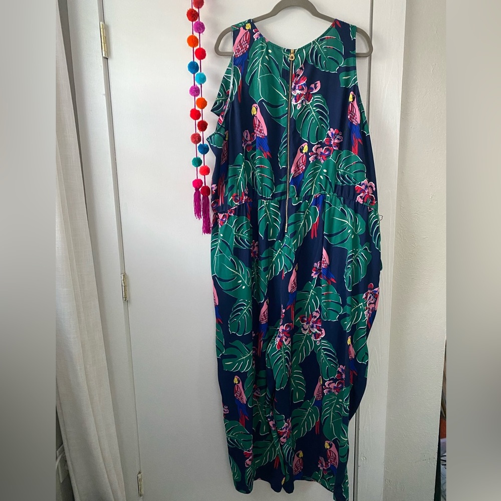Jumpsuit with tie and parrots! Size: 26